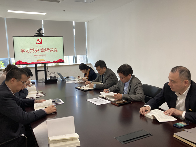 1621242158850666.jpg 投資集團(tuán)_副本.jpg