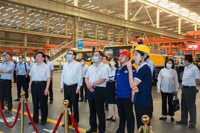 1622771226238112.png 蘇豪控股集團黨委赴徐州開展 “跟著習近平總書記足跡學黨史”專題活動1_副本.png