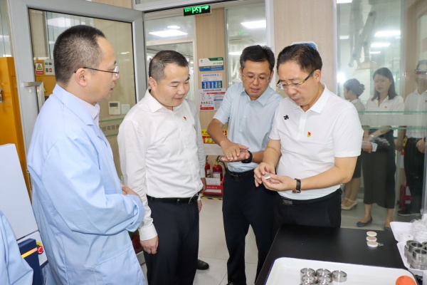 1722405415720539.jpg 實驗室_副本.jpg